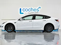 Blanco Usado 2022 Tesla Model 3 Long Range Berlina | 33.800 € (Precio justo)