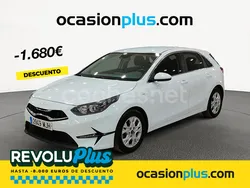 Blanco Usado 2023 Kia Ceed Berlina | 18.490 € (Precio justo)