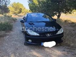 Negro Usado 2003 Peugeot 206 Descapotable | 4600 € (Un poco caro)