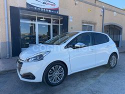 Blanco Usado 2016 Peugeot 208 Style Utilitario | 8500 € (Precio justo)