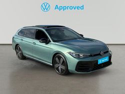 Verde azulado Usado 2024 VW Passat R-line Berlina | 39.300 € (Caro)