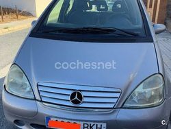 Gris / plata Usado 2001 Mercedes A160 Avantgarde Monovolumen | 2500 €