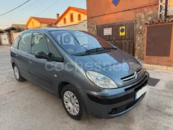 Gris / plata Usado 2006 Citroën Xsara Picasso Monovolumen | 4100 € (Precio justo)
