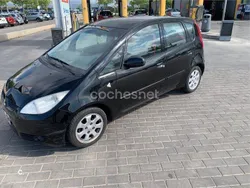 Negro Usado 2004 Mitsubishi Colt Instyle Monovolumen | 3900 €