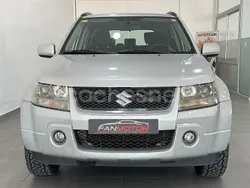 Gris / plata Usado 2006 Suzuki Grand Vitara SUV | 7990 € (Buen precio)