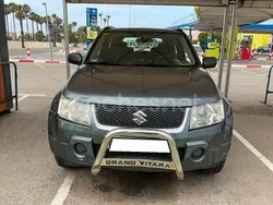 Gris / plata Usado 2006 Suzuki Grand Vitara SUV | 8900 € (Precio justo)