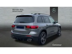 Gris / plata Usado 2024 Mercedes GLB200 SUV | 47.700 € (Precio justo)