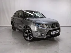 Gris / plata Usado 2020 Suzuki Vitara GLX SUV | 18.990 € (Caro)