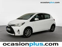 Blanco Usado 2014 Toyota Yaris Active Utilitario | 9150 € (Buen precio)