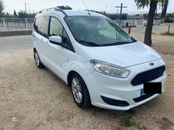 Blanco Usado 2016 Ford Tourneo Courier Ambiente Monovolumen | 9500 € (Precio justo)
