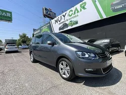 Gris Usado 2021 VW Sharan Advance Monovolumen | 32.490 € (Un poco caro)