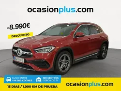 Rojo Usado 2023 Mercedes GLA200 SUV | 40.800 € (Precio justo)