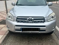 Gris / plata Usado 2006 Toyota RAV4 Executive SUV | 10.800 € (Precio justo)