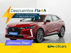 Rojo Usado 2023 DS Automobiles DS4 Trocadero Utilitario | 19.390 €