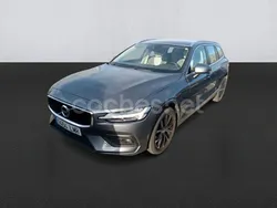 Gris / plata Usado 2021 Volvo V60 Momentum Familiar | 22.900 € (Buen precio)
