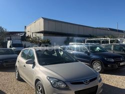 Beige Usado 2010 Hyundai i30 Style Berlina | 6000 € (Precio justo)