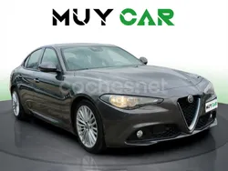 Gris / plata Usado 2017 Alfa Romeo Giulia Berlina | 16.490 € (Buen precio)