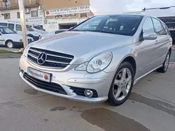 Gris claro Usado 2009 Mercedes R350 Monovolumen | 12.990 € (Caro)