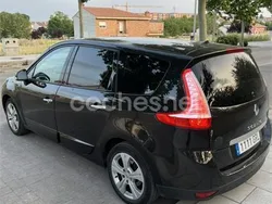 Negro Usado 2010 Renault Grand Scénic III Monovolumen | 4400 € (Caro)