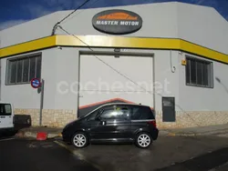Negro Usado 2005 Peugeot 1007 Utilitario | 3000 € (Precio justo)