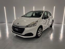 Blanco Usado 2016 Peugeot 208 Access Utilitario | 7900 € (Caro)