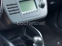 Gris / plata Usado 2008 Seat Altea XL Stylance Monovolumen | 5000 € (Precio justo)