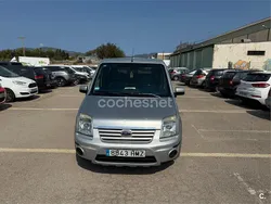 Gris / plata Usado 2013 Ford Tourneo Connect Titanium Monovolumen | 7700 €