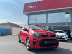 Rojo Usado 2018 Kia Picanto Utilitario | 8400 € (Precio justo)