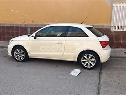 Blanco Usado 2011 Audi A1 Attraction Utilitario | 8000 € (Buen precio)