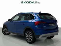 Azul Usado 2022 Skoda Kamiq SUV | 21.990 € (Un poco caro)