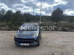 Gris / plata Usado 2005 Peugeot 1007 Utilitario | 2000 € (Buen precio)