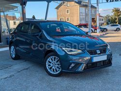 Gris / plata Usado 2023 Seat Ibiza FR Berlina | 16.700 € (Precio justo)