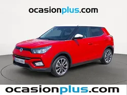 Rojo Usado 2018 Ssangyong Tivoli Limited SUV | 12.727 € (Precio justo)