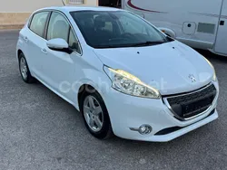 Blanco Usado 2012 Peugeot 208 Business-Line Utilitario | 7250 € (Un poco caro)