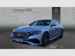 Gris / plata (símil de cuero artico/microfibra... Usado 2025 Mercedes E220 Berlina | 60.990 € (Precio justo)