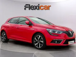 Rojo Usado 2019 Renault Mégane IV Business Berlina | 13.490 € (Precio justo)