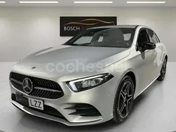 Gris / plata Usado 2022 Mercedes A250 AMG line Berlina | 26.990 € (Super precio)
