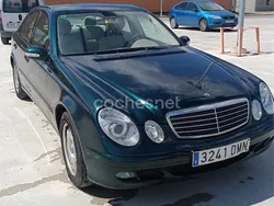 Verde Usado 2005 Mercedes E320 Classic Berlina | 11.000 € (Caro)