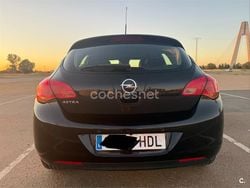 Negro Usado 2011 Opel Astra Enjoy Berlina | 5500 € (Precio justo)