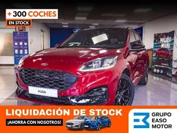 Rojo Usado 2023 Ford Kuga ST-Line SUV | 27.450 € (Precio justo)
