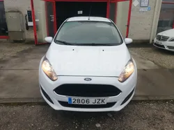 Blanco Usado 2017 Ford Fiesta Trend Utilitario | 9000 € (Precio justo)