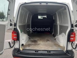 Blanco Usado 2018 VW Caravelle Monovolumen | 19.900 €