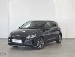 Gris Usado 2024 Hyundai i20 Berlina | 19.500 € (Precio justo)
