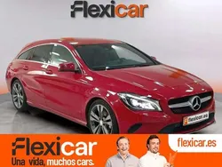Rojo Usado 2017 Mercedes CLA200 Shooting Brake Familiar | 17.890 € (Buen precio)