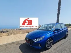 Azul Usado 2021 Hyundai i20 Berlina | 11.500 € (Precio justo)