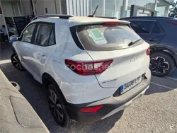 Blanco Usado 2022 Kia Stonic SUV | 14.700 € (Buen precio)