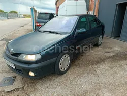 Azul Usado 2000 Renault Laguna Berlina | 2350 €