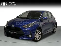 Azul Usado 2024 Toyota Yaris Hybrid Active Berlina | 21.900 € (Precio justo)