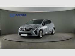 Gris / plata Usado 2025 Renault Clio V Evolution Berlina | 19.990 € (Un poco caro)