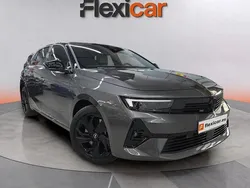 Gris Usado 2024 Opel Astra Berlina | 23.990 € (Super precio)